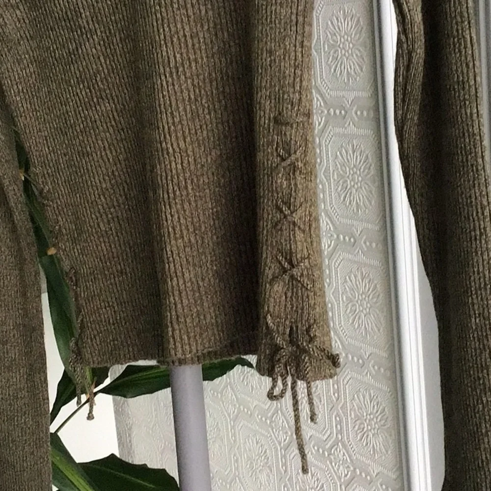Olive Ribbed Sweater - Picture 2 of 5